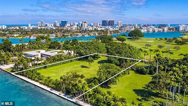 Javanka were later reported to have purchased a staggering $31.8 million plot of land along Miami’s ‘Billionaire Bunker’