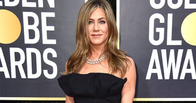 14 Stars Rocking Fabulous Tans In The Middle Of Winter: Jennifer Aniston & More