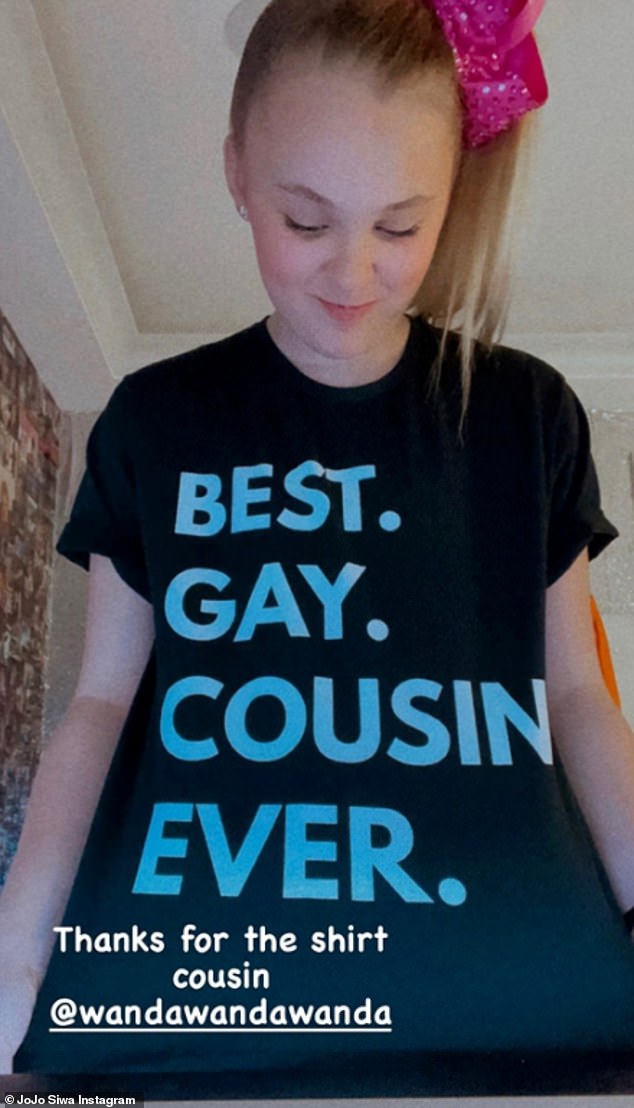 'Thanks for the shirt cousin': JoJo came out after wearing a 'Best. Gay. Cousin. Ever.' T-shirt on her Instagram Stories