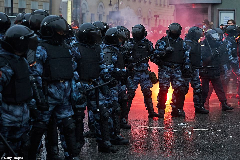 The OVD-Info protest monitor group said that at least 1,614 people, including 513 in Moscow and 212 in St Petersburg, had been detained across Russia. It reported arrests at rallies in nearly 70 towns and cities