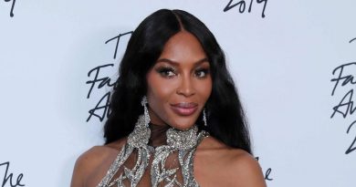 Naomi Campbell shares top tip for quitting smoking as she keeps NY resolution