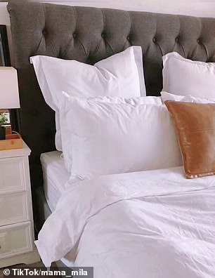 The mum shared the secrets to the perfect fluffy pillows (pictured)