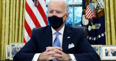 Biden keeps out Democrats with RSS links
