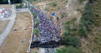 Caravan of 9,000 immigrants en route to the United States; 6,000 face the Guatemalan army | The State