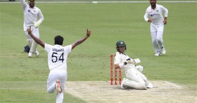 Chasing 328 to win, India 167 for 3 in Brisbane Test