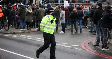 Children among lockdown protesters at Nottingham march