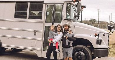 Couple sell their home and all their possessions to live and work in a souped-up school bus