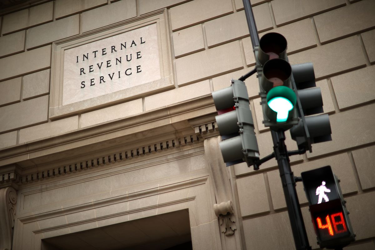 Facebook and Twitter users complain to the IRS for delays in sending second stimulus check | The State
