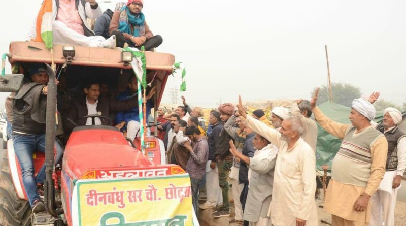 Farmers at Tikri, Shahjahanpur border usher in New Year in style