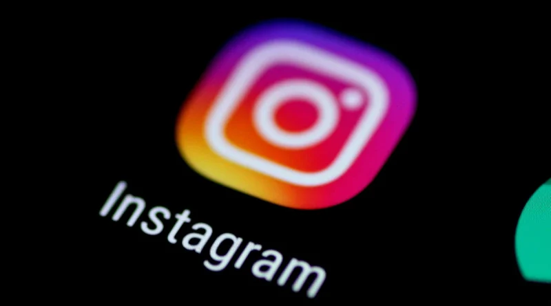 Instagram Testing New Design to View Stories on Desktop