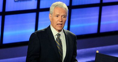 Jeopardy’s 5 Most Memorable Moments Revealed Amid Alex Trebek’s Final Episodes Before His Death