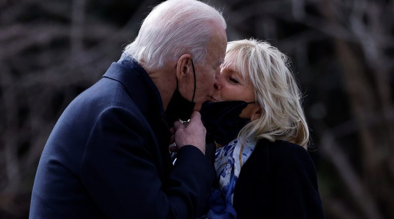 Jill Biden kisses Joe goodbye for his first trip on Marine One