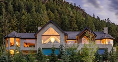 Kylie Jenner shares view of the Aspen home she’s renting with Kendall and Kris for $450K/MONTH