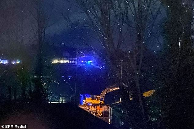 Man dies when huge oak tree falls 20ft on to houseboats in Cornwall