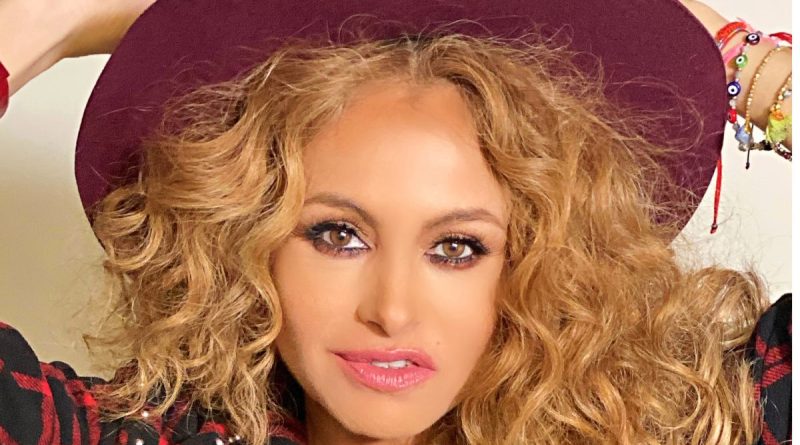 Paulina Rubio and her music present in the great snowfall of Madrid | The State