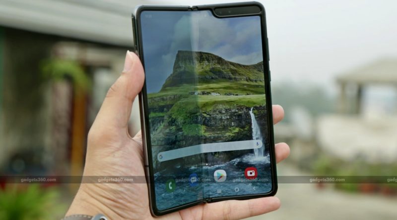 Samsung Galaxy Fold Receiving Android 11 Based One UI 3.0: Report