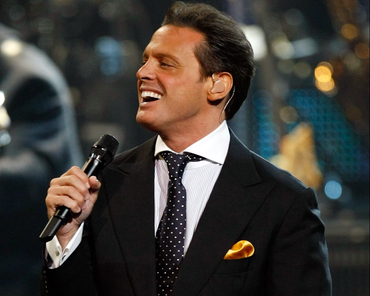 The incredible story behind “Until you forget me”, the success of Luis Miguel