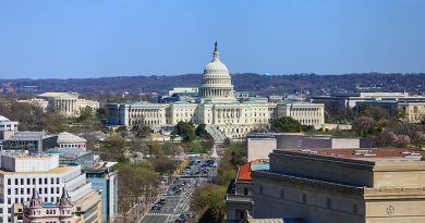 Threat to fly a plane into Capitol building is made on air traffic control frequencies 