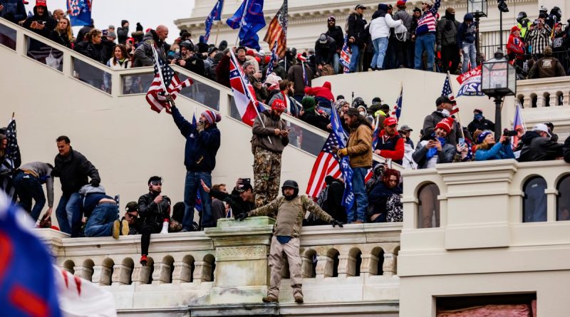VIDEO: Peat MAGA dragged and beat police to force their way into Capitol | The State