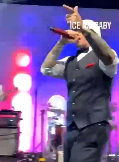 Vanilla Ice performs to hundreds of maskless partygoers at Mar-a-Lago’s New Year’s Eve bash