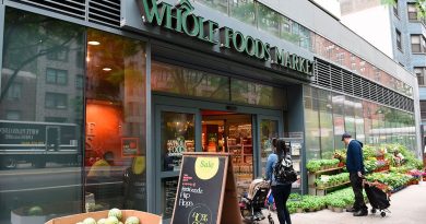 Whole Foods CEO Believes The Best Way To Solve The Health Insurance Crisis Is “Not Needing It”: What He Proposes To Improve Health The State