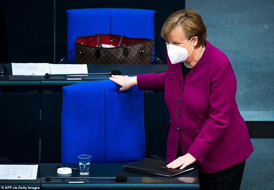 German Chancellor Angela Merkel defended the EU's joint procurement approach today in a speech to the Bundestag