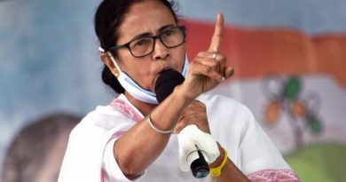 “A Corrupt Man”: Mamata Banerjee’s Fresh Offensive Against Governor