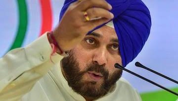 Navjot Sidhu’s Latest Tweets Hint At Ceasefire With Amarinder Singh