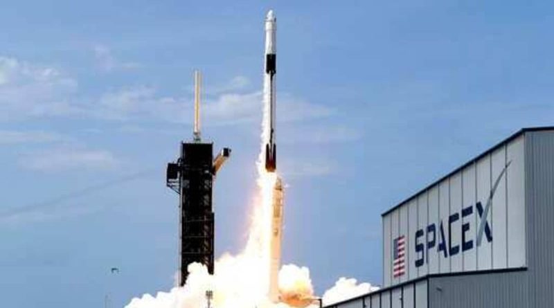 SpaceX To Send First All-Civilian Crew Into Orbit For 3 Days