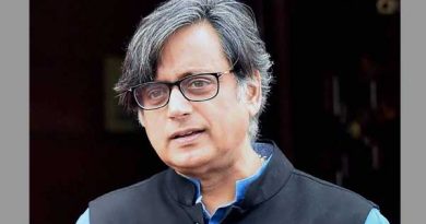 “Kangana Ranaut Needs To Read History”: Shashi Tharoor On ‘Bheekh’ Remark
