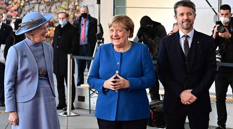 “Love Of Symmetry”: How Angela Merkel’s Rhombus Hand Gesture Became A Brand