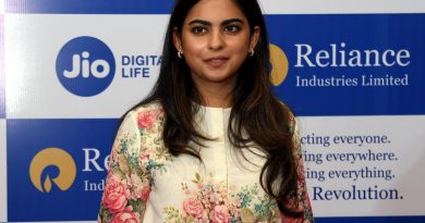 Mukesh Ambani Introduces Daughter Isha As Leader Of Reliance’s Retail Business
