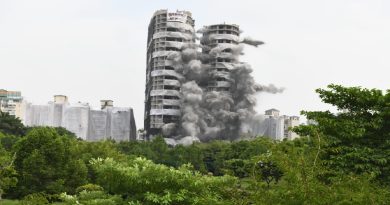 Noida Twin Towers Turn To Dust In 9 Seconds: 10 Points