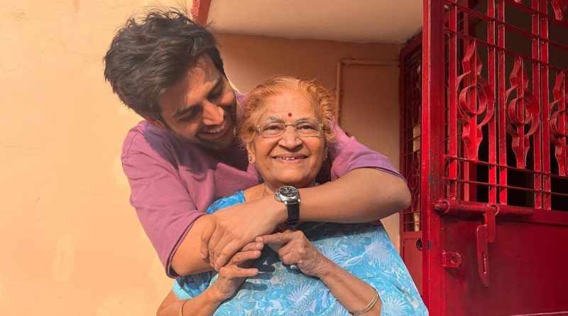Kartik Aaryan Spends Sweet Moments At His Nani’s Home In Jabalpur & Fans Can’t Have Enough Of Cuteness