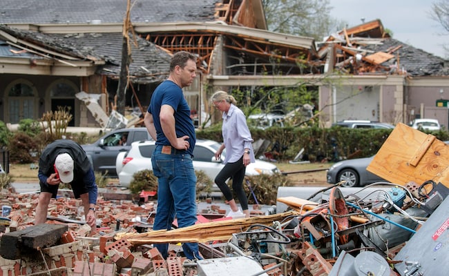 21 Dead After Devastating Tornadoes, Storms Sweep Through US States