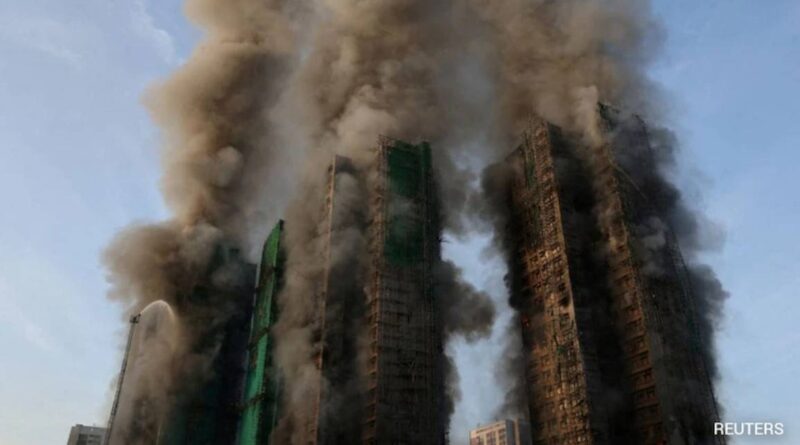 Hong Kong Anti‑Corruption Agency Arrests 8 People in Renovation Probe After Tower Fire That Killed 128