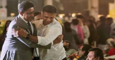 Rahul Dravid Gets Emotional As Stand Named After Him At M Chinnaswamy Stadium