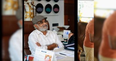 Meet Savji Dholakia, The Surat Diamond Tycoon Who Gifts Cars And Flats To Staff